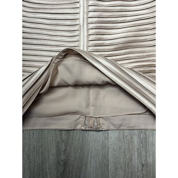 BCBGMaxAzria Strapless Beige Midi Dress - Picture 3 of 12